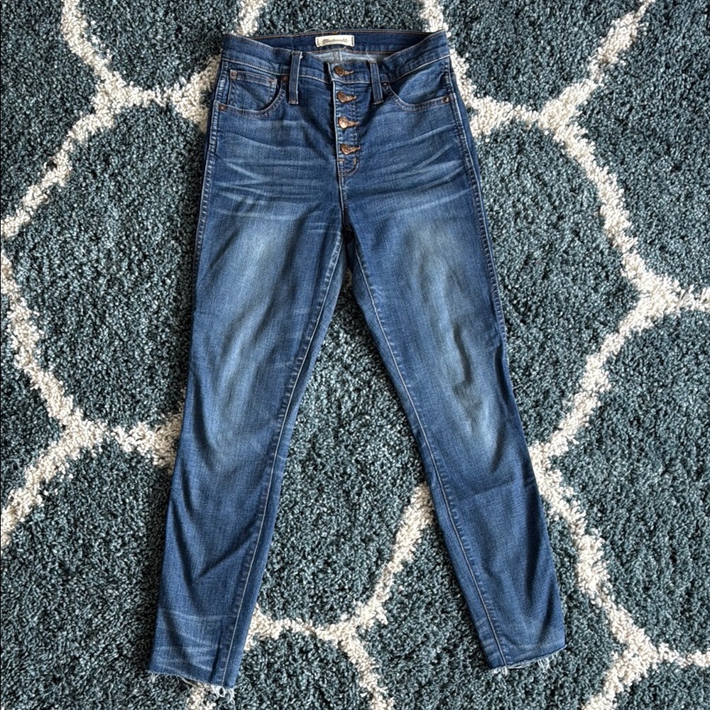 Madewell High Rise 10” Skinny Jeans, size 26